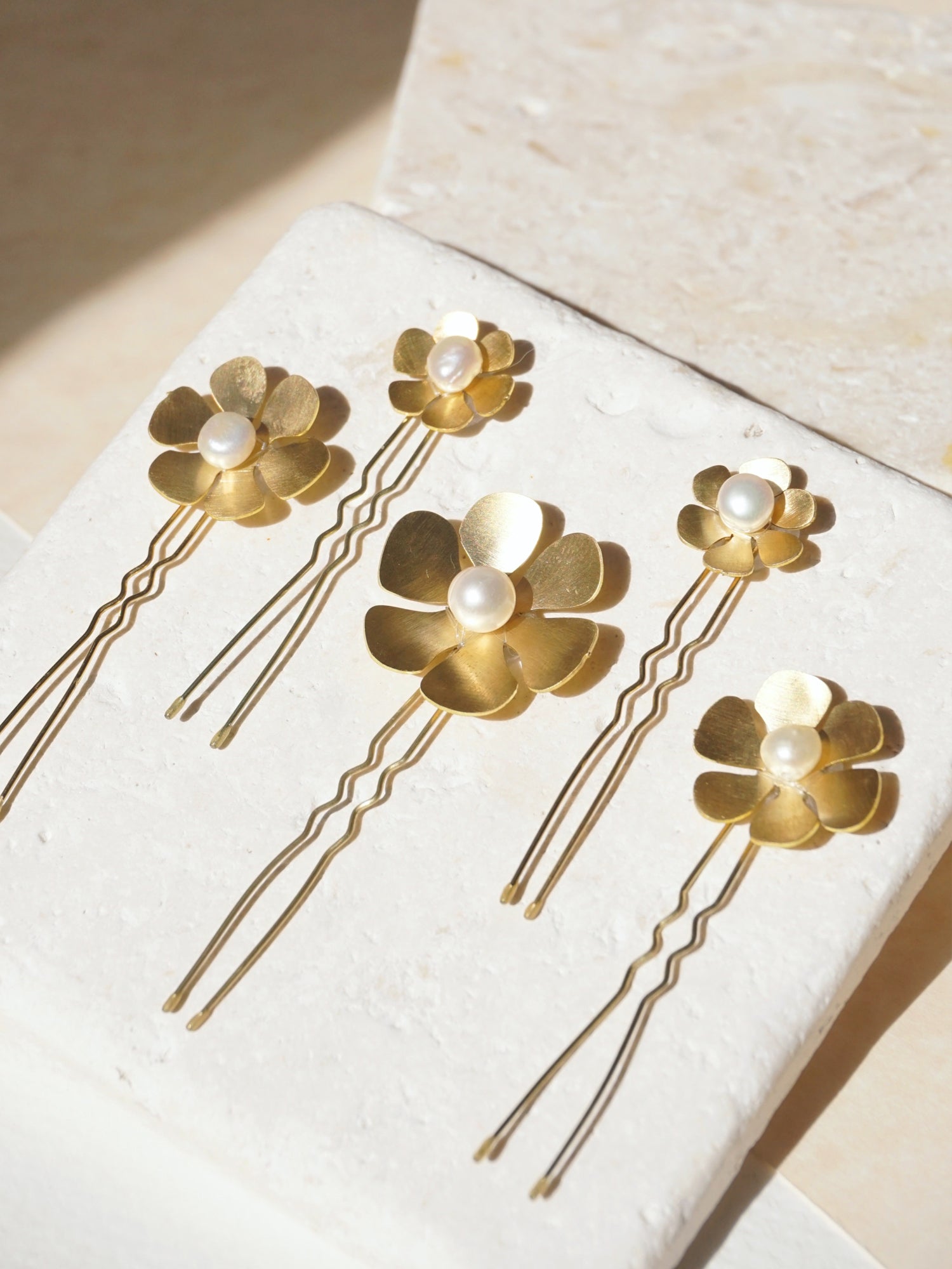 Jalia Floral Hairpin Set