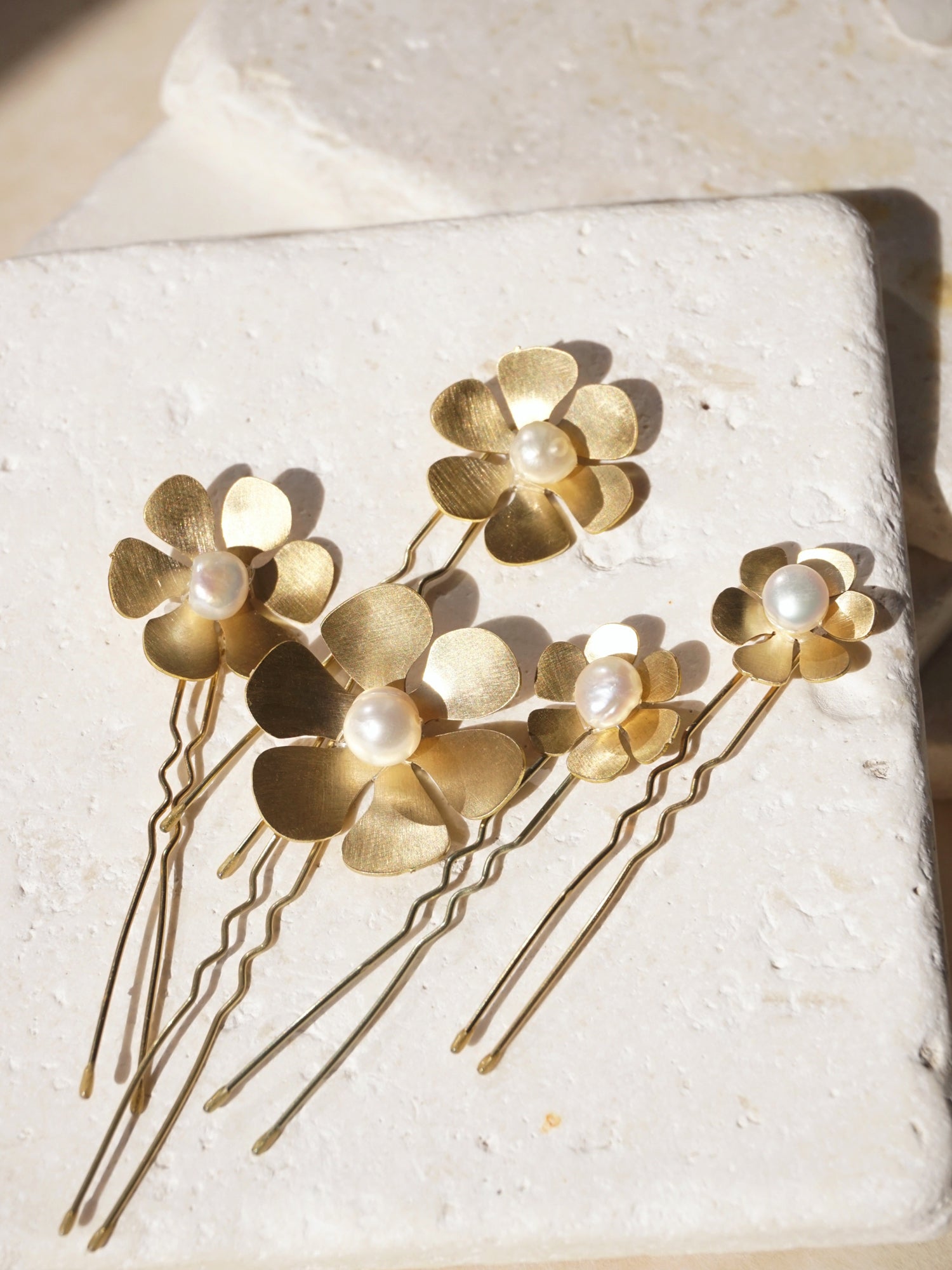 Jalia Floral Hairpin Set